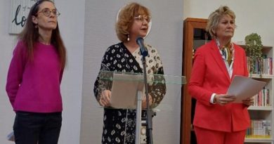 Au centre : Madeleine Mathieu, présidente de l’AEPC Concorde, entourée de Florence Mazerat, directrice générale et de Céline Gréco, Présidente d’Imp'actes, médecin chercheur cheffe de service à l’Hôpital Necker à Paris.