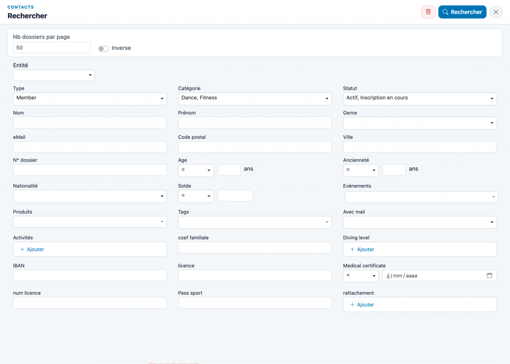 Recherche avancée des contacts dans Kananas avec des champs personnalisés comme coefficient familial, niveau de pratique, numéro de licence et date de certificat médical